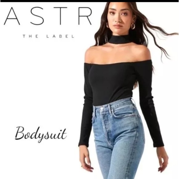 ASTR The Label Brand New Long Sleeve Cutout Choker Bodysuit in Black - Picture 16 of 16